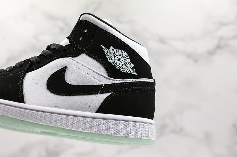 jordan 1 panda gs