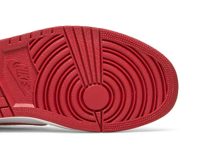 Кроссовки Air Jordan 1 Retro Low OG 'Varsity Red'