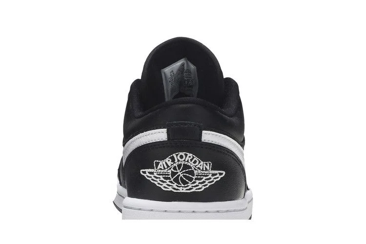Кроссовки Wmns Air Jordan 1 Low 'Black'