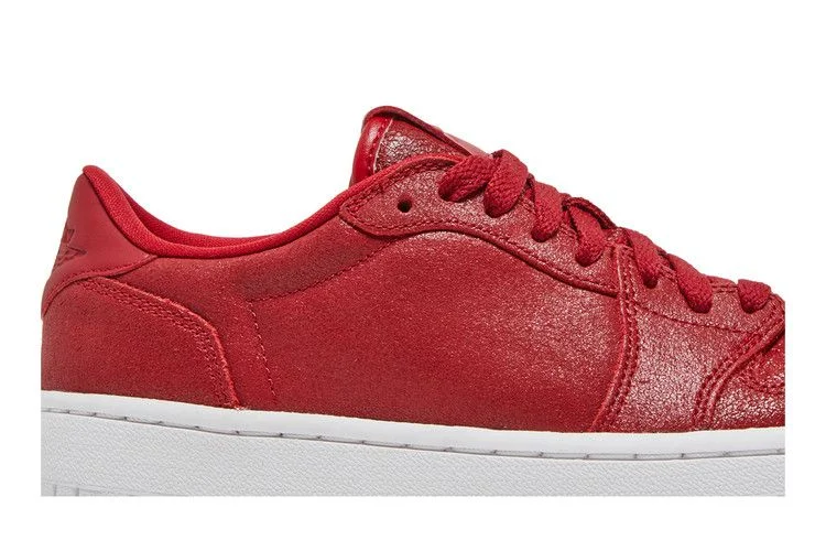Кроссовки Wmns Air Jordan 1 Low NS 'Gym Red'