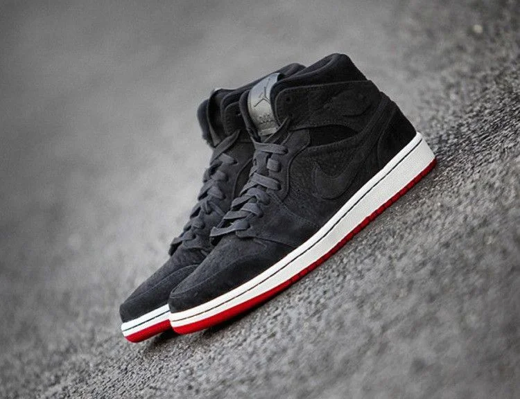 Кроссовки Air Jordan 1 Mid Nouveau 'Black Red'
