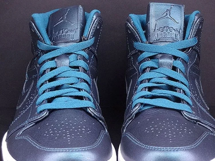 Кроссовки Air Jordan 1 Mid Nouveau 'Space Blue'