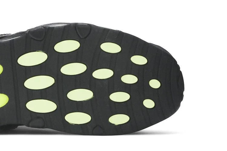 Кроссовки Nike Air Max Uptempo 'Black Volt' 2019