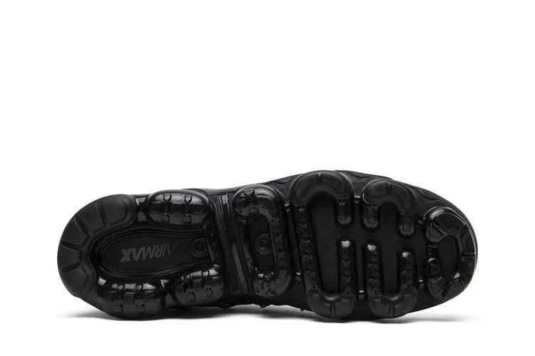 Кроссовки Nike Air VaporMax Plus 'Triple Black'