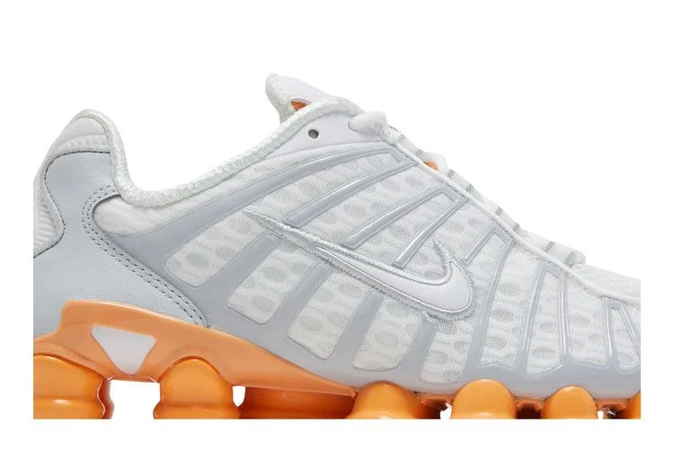 Кроссовки Nike Wmns Shox TL 'Platinum Orange'
