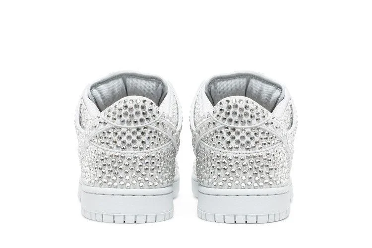 Кроссовки Cactus Plant Flea Market x Swarovski x Nike Dunk Low 'Pure Platinum'