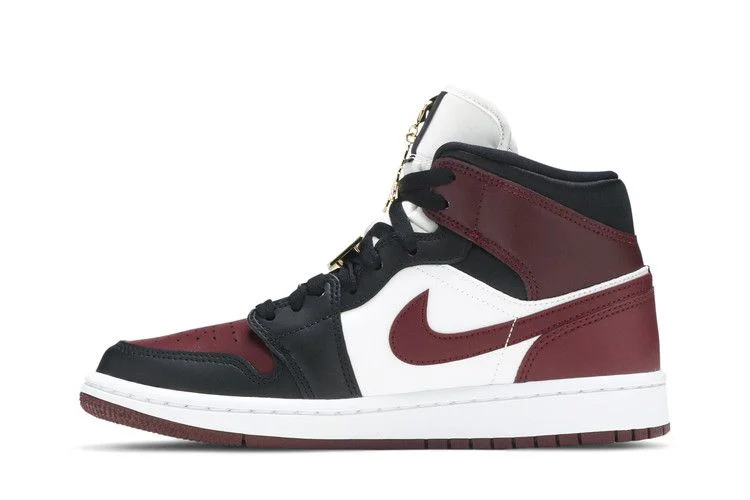 Кроссовки Wmns Air Jordan 1 Mid SE 'Gold Pendants'