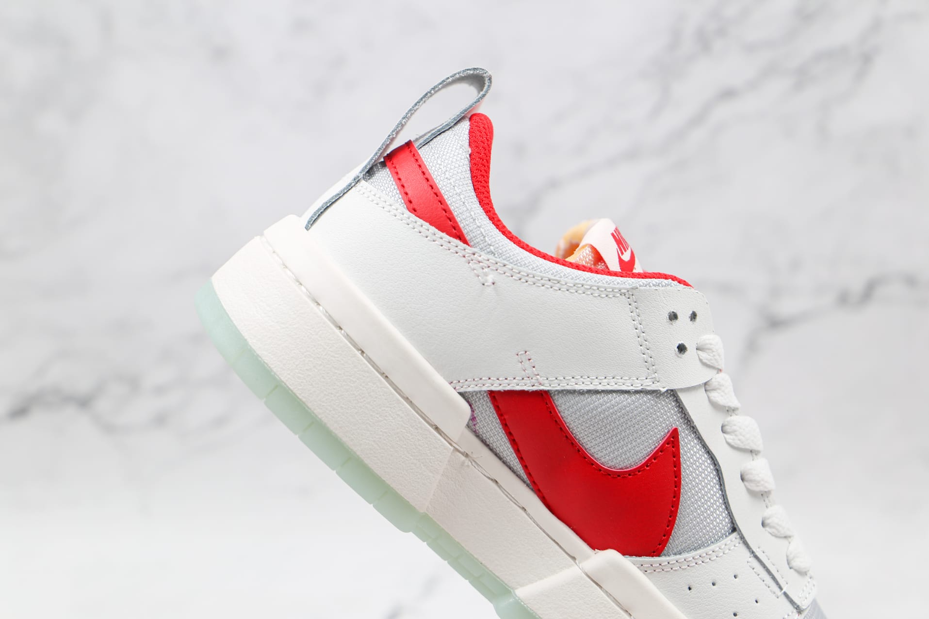 nike dunk low disrupt gym