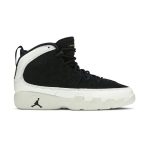 Black/Summit White