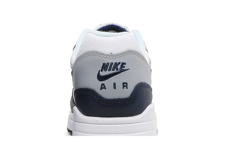Кроссовки Nike Air Max 1 LV8 'Obsidian'