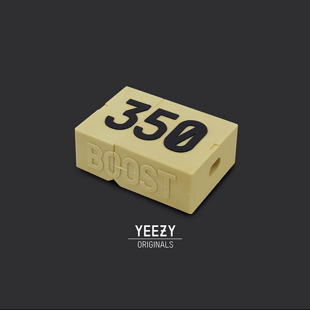 Yeezy boost Case 350 1