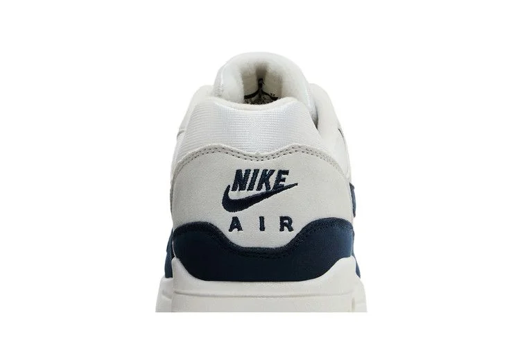 Кроссовки Nike Wmns Air Max 1 'Obsidian'