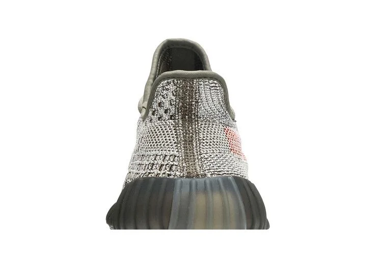 Кроссовки adidas Yeezy Boost 350 V2 'Ash Stone'