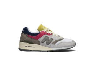 Канареечно-желтый