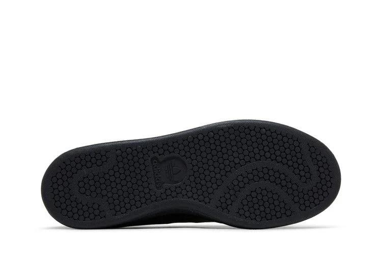 Кроссовки Pharrell x adidas Stan Smith 'Black Future'