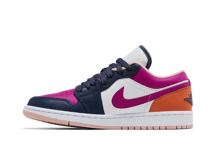Кроссовки Wmns Air Jordan 1 Low SE 'Mismatched - Purple Magenta'