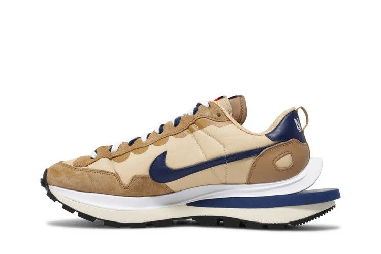 Кроссовки sacai x Nike VaporWaffle 'Sesame Blue Void'