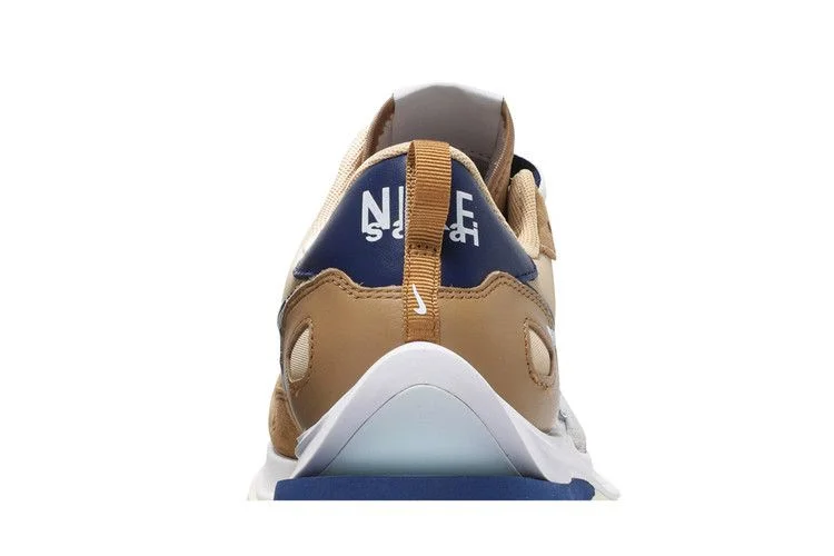 Кроссовки sacai x Nike VaporWaffle 'Sesame Blue Void'