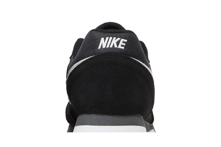 Кроссовки Nike MD Runner 2 'Black Anthracite'