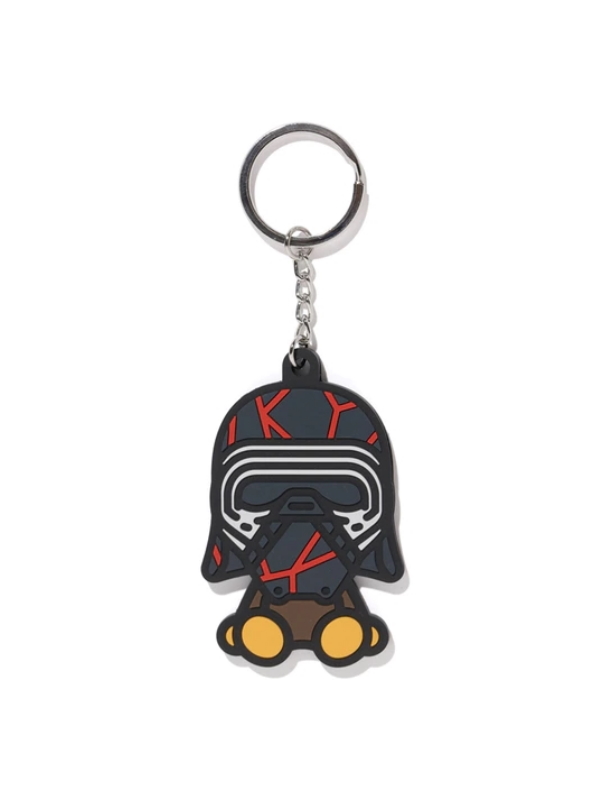 BAPE x Star Wars Kylo Ren Mask Keychain Black 1
