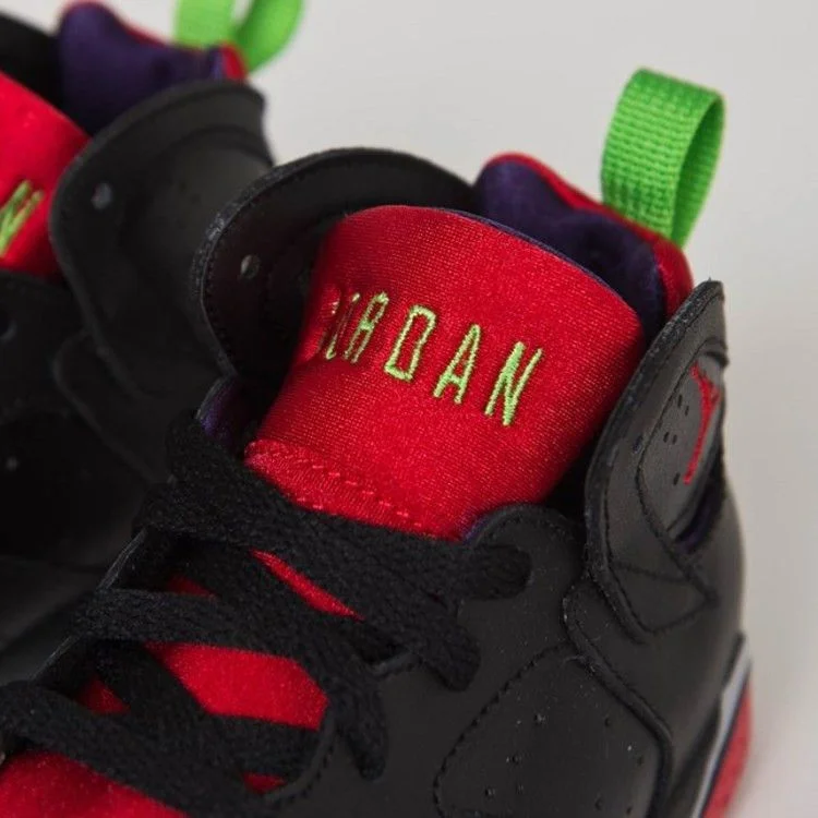 Кроссовки Air Jordan 7 Retro PS 'Marvin the Martian'