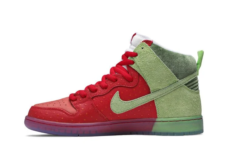 Кроссовки Nike Dunk High SB 'Strawberry Cough'