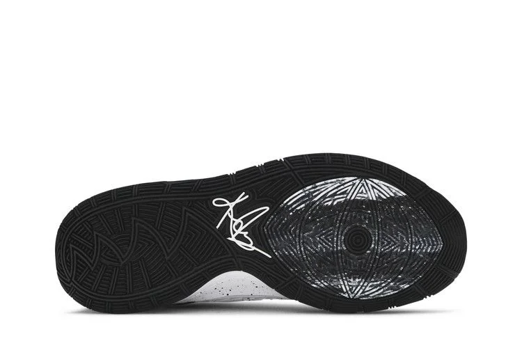 Кроссовки Nike Kyrie 6 'Oreo'