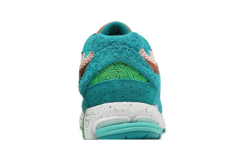 Кроссовки Salehe Bembury x New Balance 2002R 'Water Be The Guide'