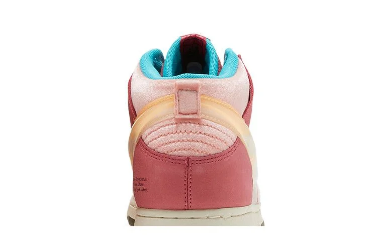 Кроссовки Social Status x Nike Dunk Mid 'Strawberry Milk'