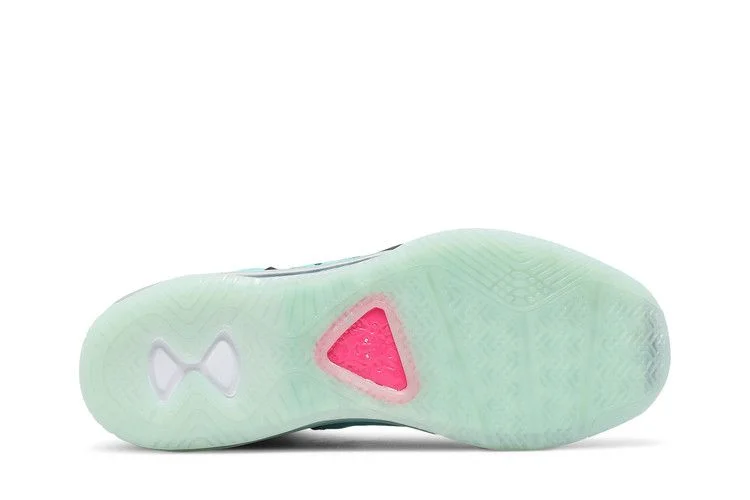Кроссовки Nike LeBron 8 Retro 'South Beach' 2021