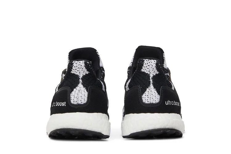 Кроссовки Marimekko x adidas Wmns UltraBoost DNA 'Räsymatto Dot'