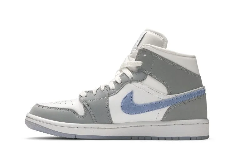 Кроссовки Wmns Air Jordan 1 Mid 'Wolf Grey Aluminum'