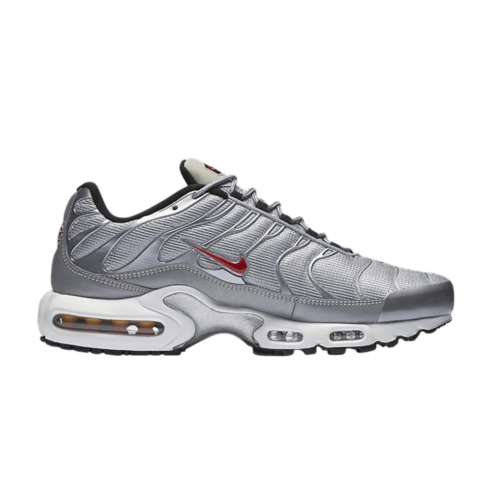 Кроссовки Nike Air Max Plus QS 'Silver Bullet'