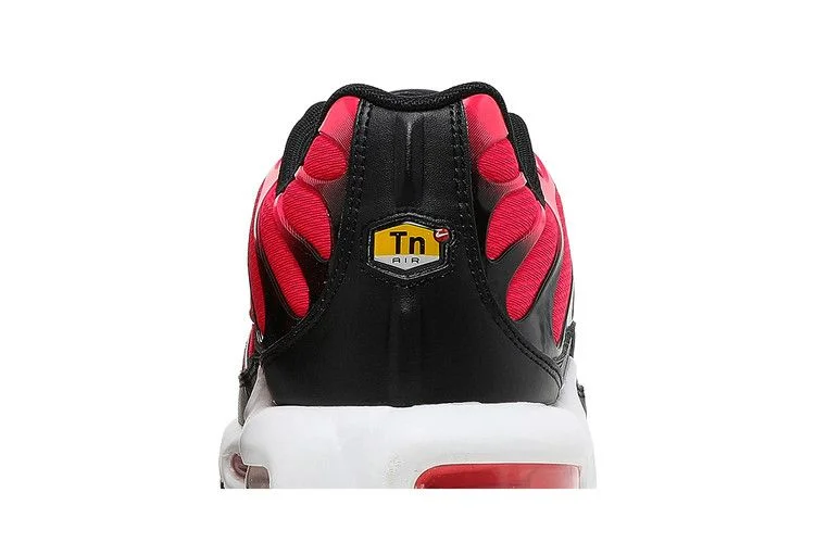 Кроссовки Nike Air Max Plus 'Siren Red'