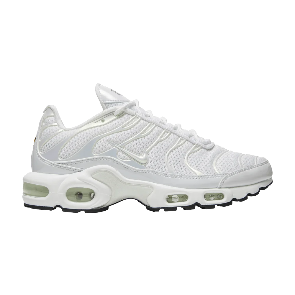 Кроссовки Nike Wmns Air Max Plus Premium 'Triple White'
