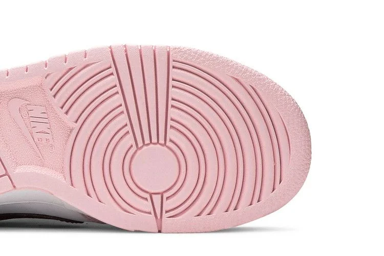Кроссовки Nike Dunk Low GS 'Pink Foam'