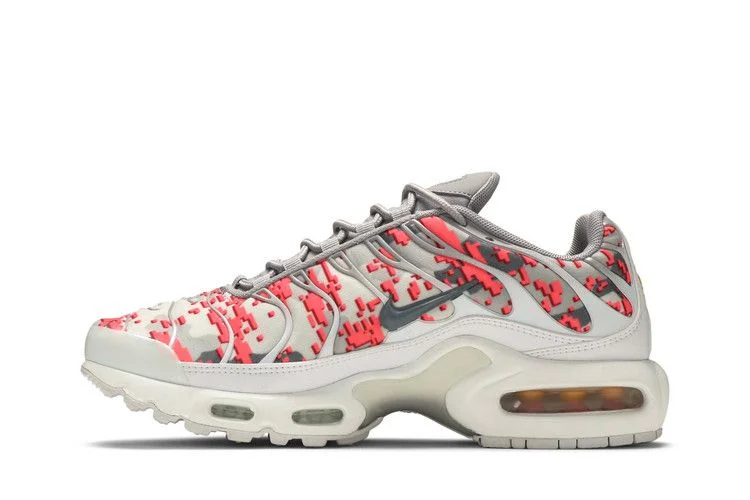 Кроссовки Nike Wmns Air Max Plus C 'Gunsmoke'