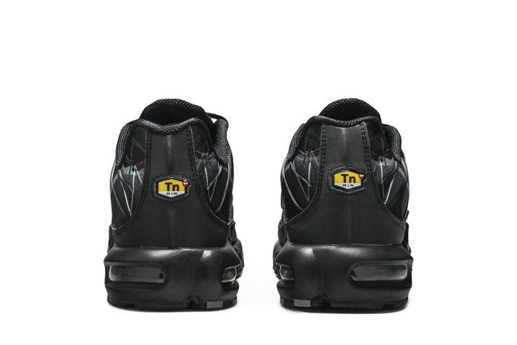 Кроссовки Nike Air Max Plus 'La Requin Black'