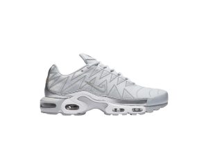 Чистая платина, Серебристо-белый металлик