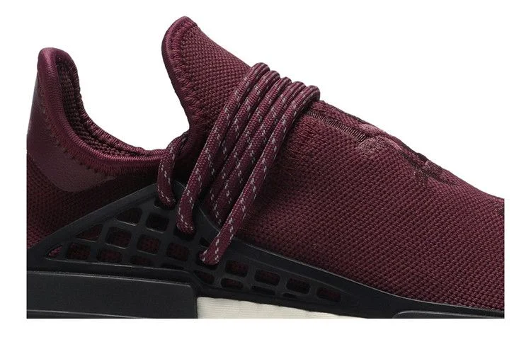 Кроссовки Pharrell x adidas NMD Human Race 'Friends & Family'