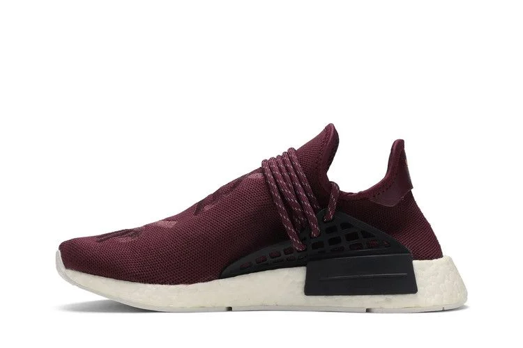 Кроссовки Pharrell x adidas NMD Human Race 'Friends & Family'