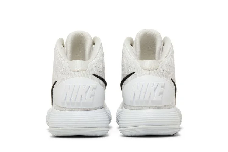 Кроссовки Nike Wmns Hyperdunk TB 2017