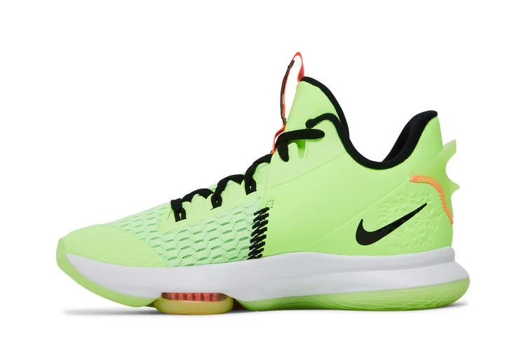 Кроссовки Nike LeBron Witness 5 'Grinch'