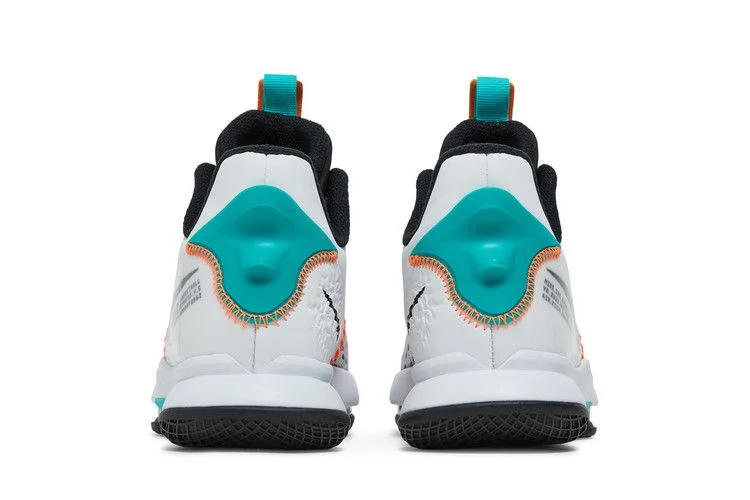 Кроссовки Nike LeBron Witness 5 'White Clear Jade'