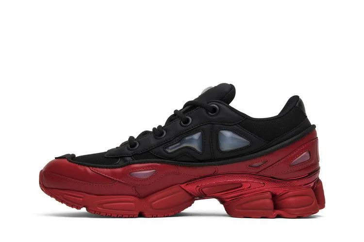Кроссовки Raf Simons x adidas Ozweego 3 'Core Black Scarlet'