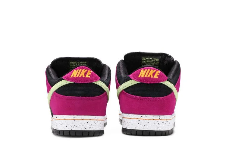 Кроссовки Nike Dunk Low Pro SB 'Red Plum'