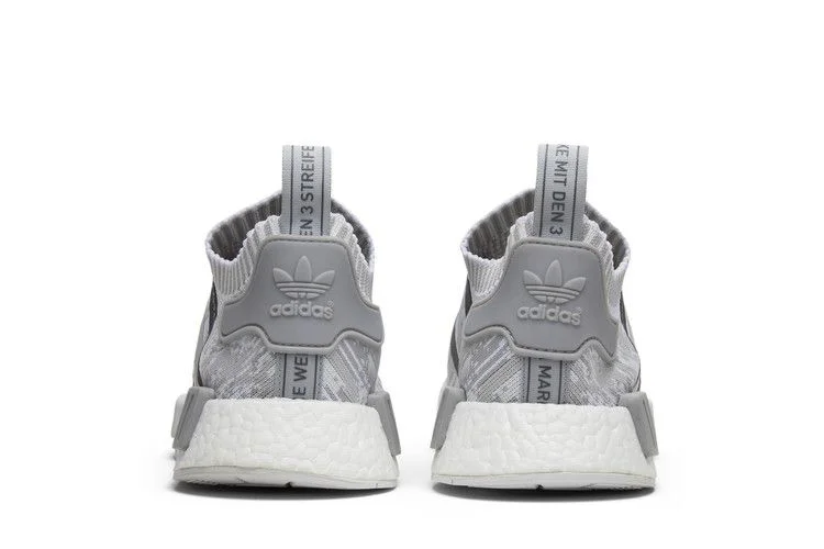 Кроссовки Adidas Wmns NMD_R1 Primeknit 'Grey Glitch Camo'
