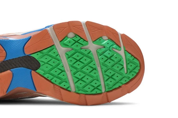 Кроссовки Joe Freshgoods x New Balance 990v3 Made In USA 'Outside Clothes'