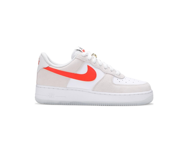 Wmns Nike Air Force 1 07 SE First Use
