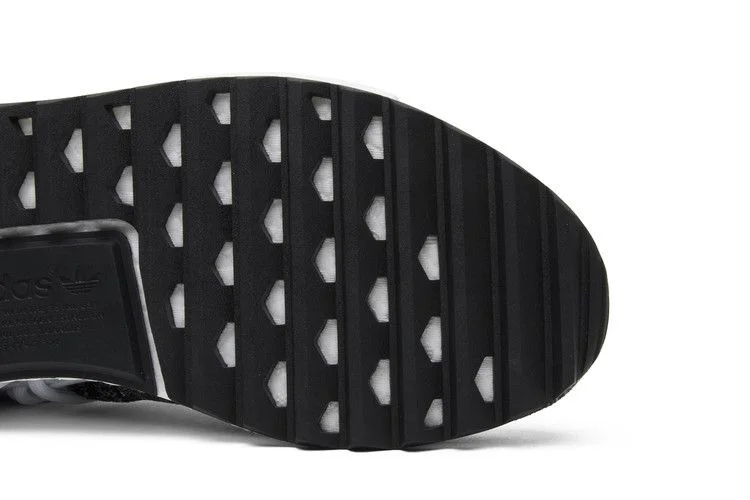 Кроссовки Pharrell x adidas NMD Human Race Trail 'Oreo'